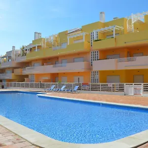 https://apartamentos-cabanas-golf.hotelaalgarve.com