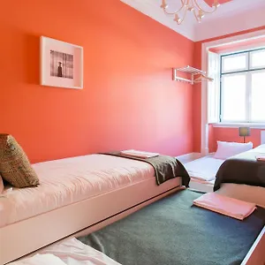 Rato By Hill Apartamento