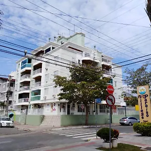 https://lindo-apt-aconchegante.santa-catarina-brasil.com